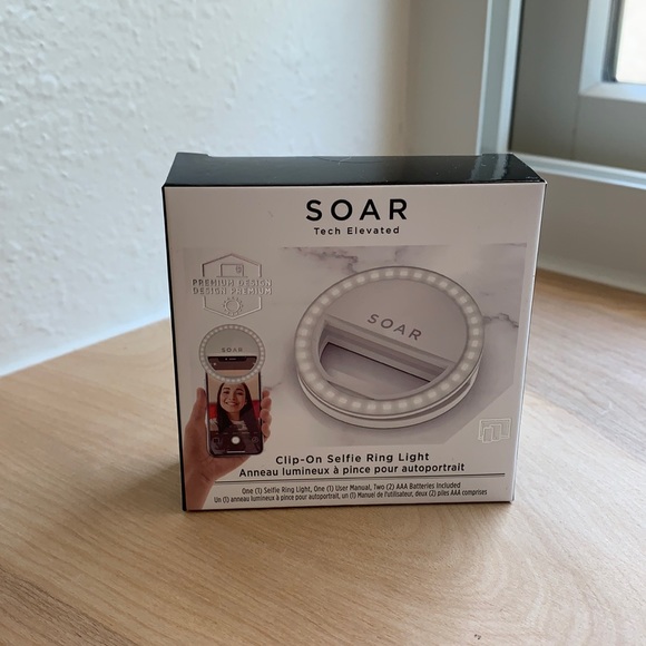 SOAR Tech Elevated Clip-On Selfie Ring Light - Picture 2 of 4